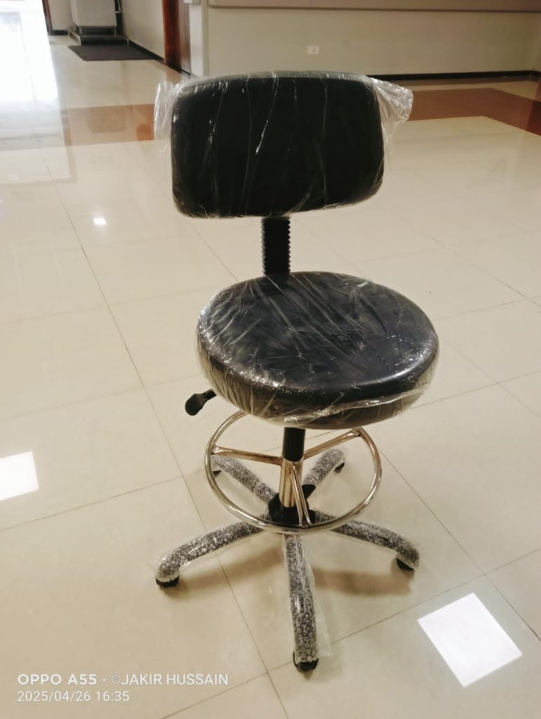 Black Round-Seat Drafting Stool with Backrest and Castors
