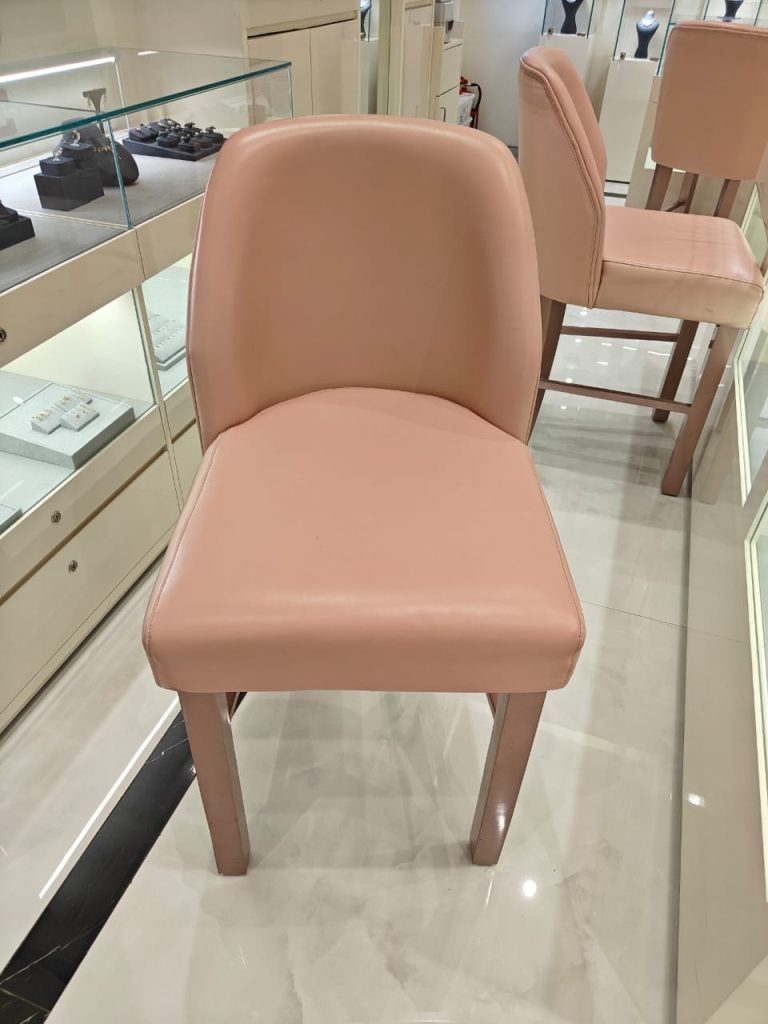 Blush Rounded-Back Dining Chair with Wooden Legs