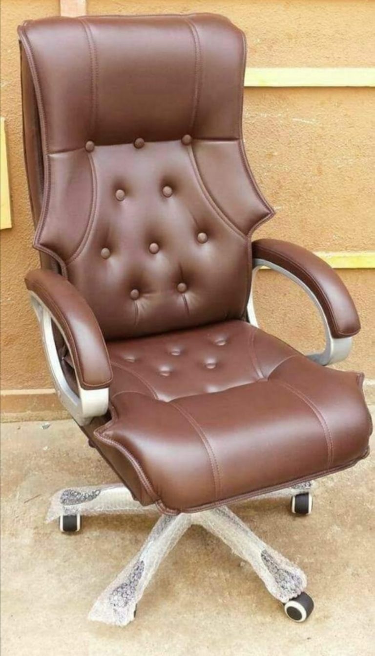 Brown Button-Tufted High-Back Executive Chair