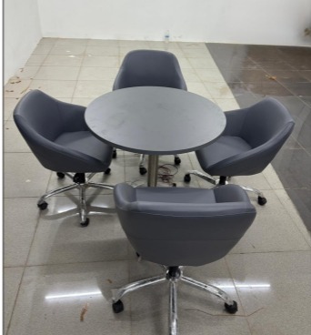 Round Meeting Table with Navy Castor Armchair Set