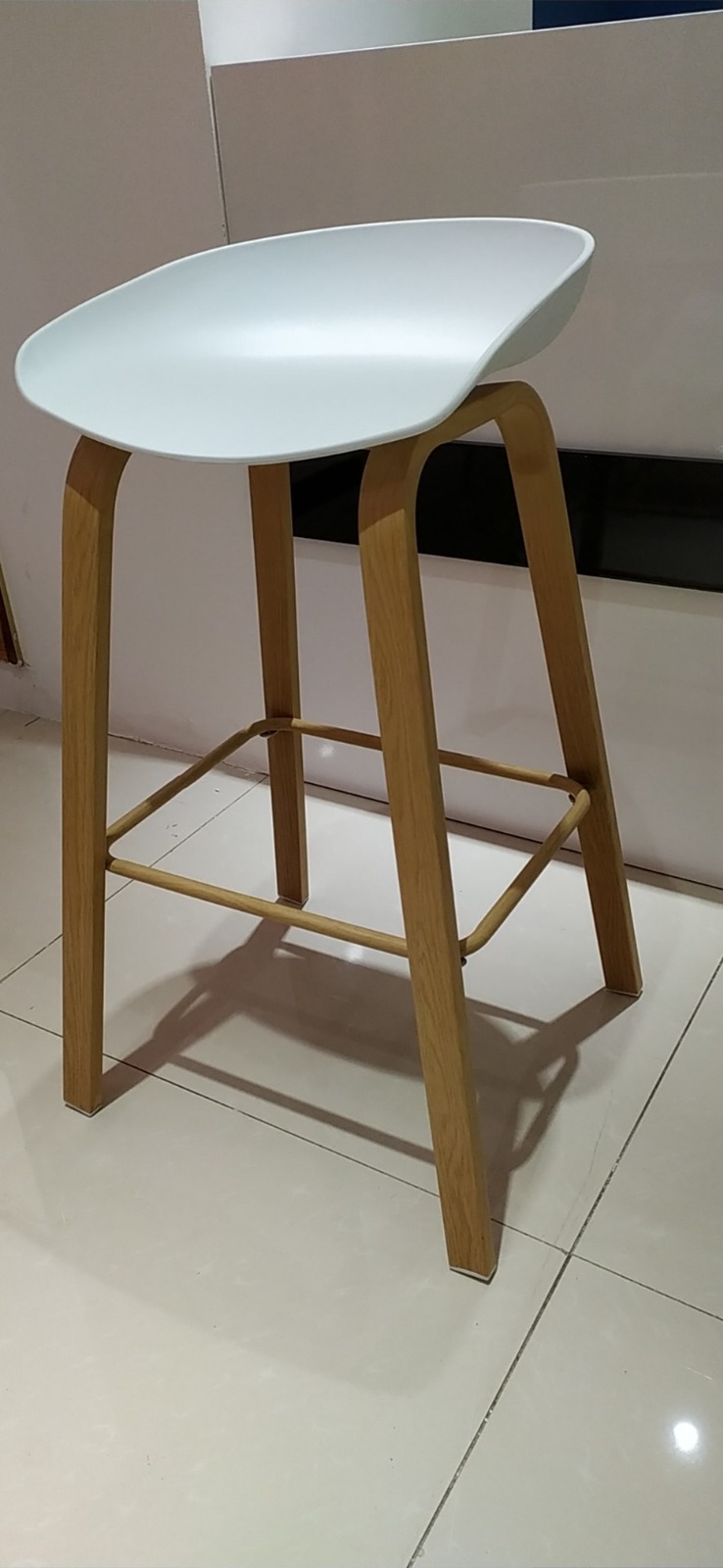 White Low-Back Counter Stool with Light Wooden Frame